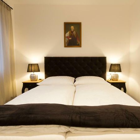Apartments Sissi & Franz メラーノ エクステリア 写真