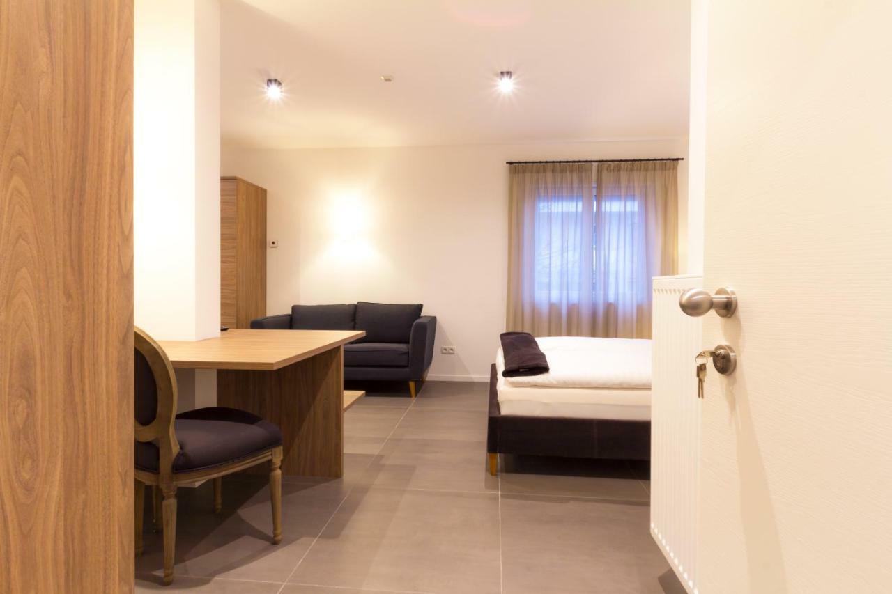 Apartments Sissi & Franz メラーノ エクステリア 写真